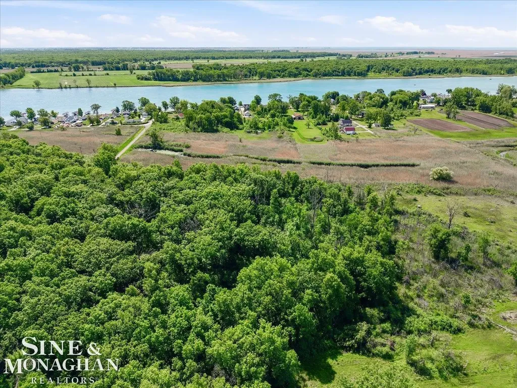 2300 S Channel Drive Clay Township MI 48028