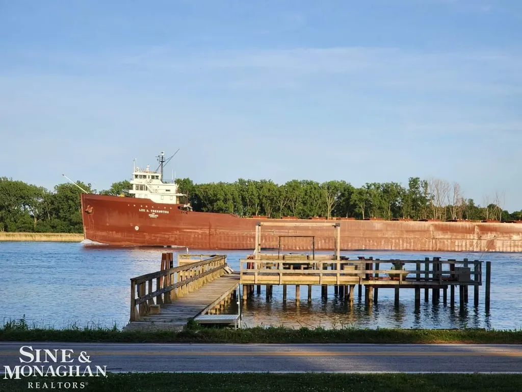 2300 S Channel Drive Clay Township MI 48028