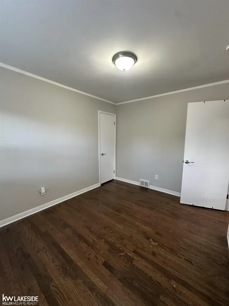 21443 Arrowhead Street St. Clair Shores City MI 48082