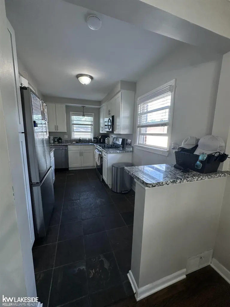 21443 Arrowhead Street St. Clair Shores City MI 48082