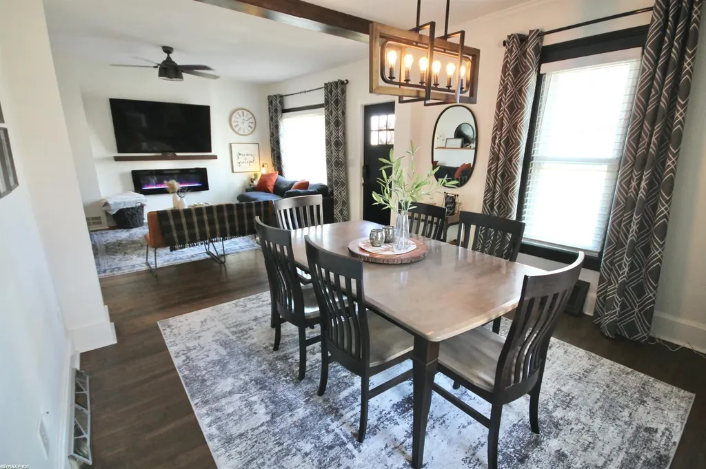 346 N Anderson Street Lake Orion Village MI 48362