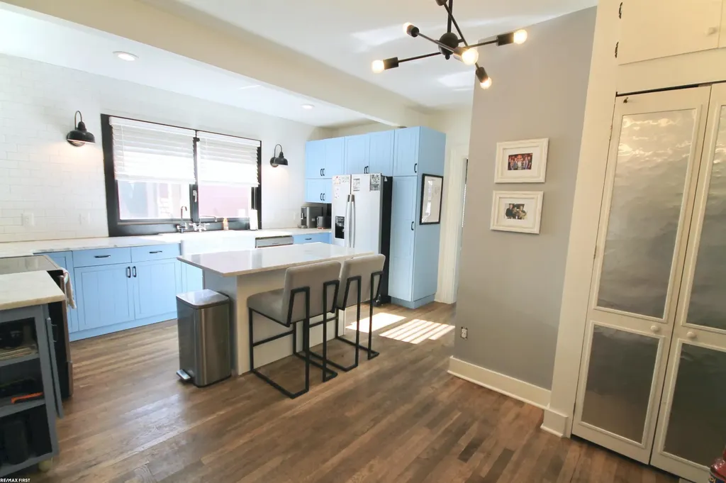 346 N Anderson Street Lake Orion Village MI 48362