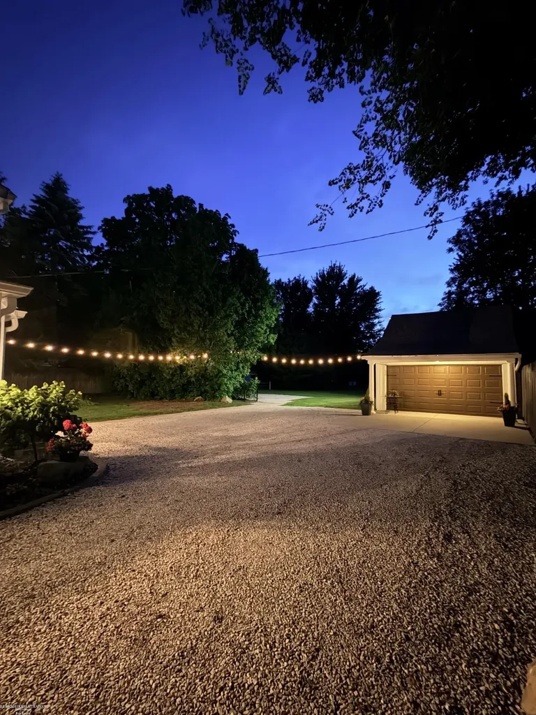 45409 North Avenue Macomb Township MI 48042