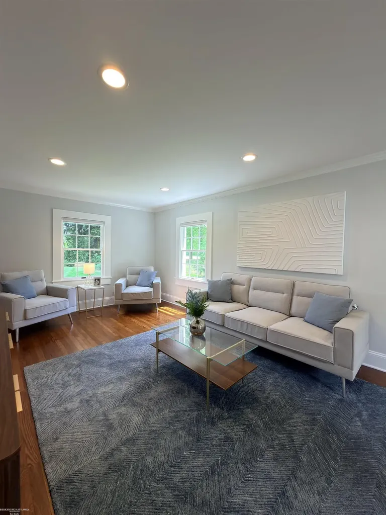 45409 North Avenue Macomb Township MI 48042