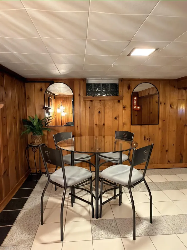 45409 North Avenue Macomb Township MI 48042