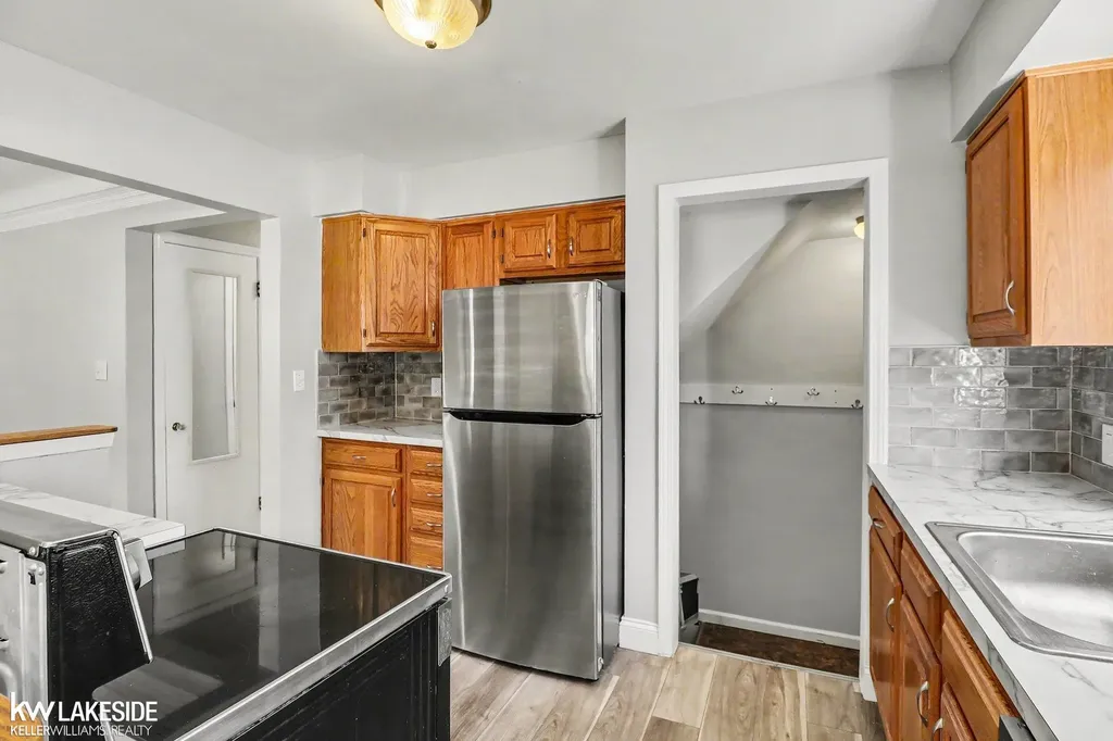 605 S Campbell Street Royal Oak City MI 48067
