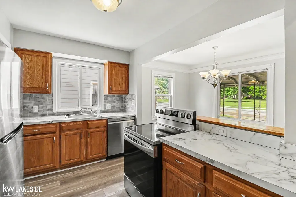 605 S Campbell Street Royal Oak City MI 48067