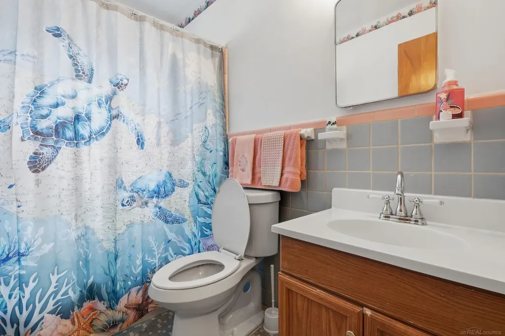 17358 Wakenden Street Redford Charter Township MI 48240