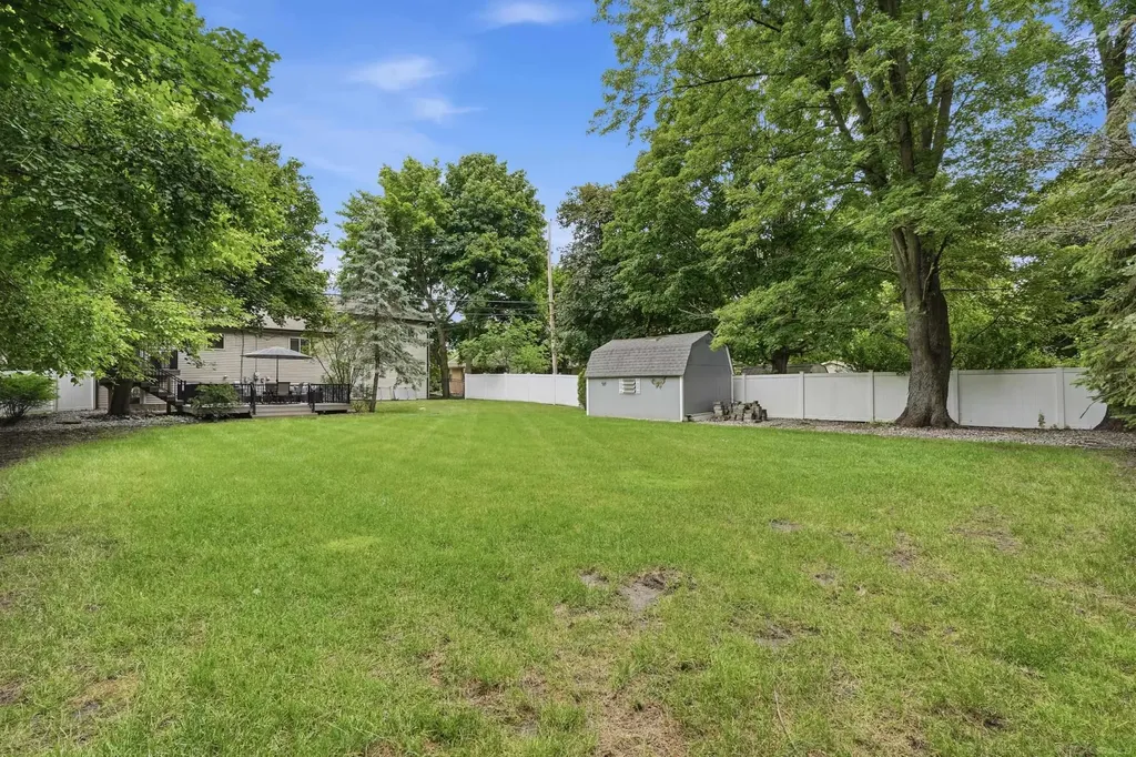 2661 W South Boulevard Troy City MI 48098