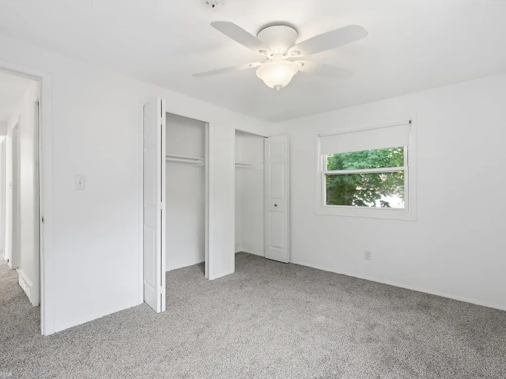 28678 Hales Street Madison Heights City MI 48071