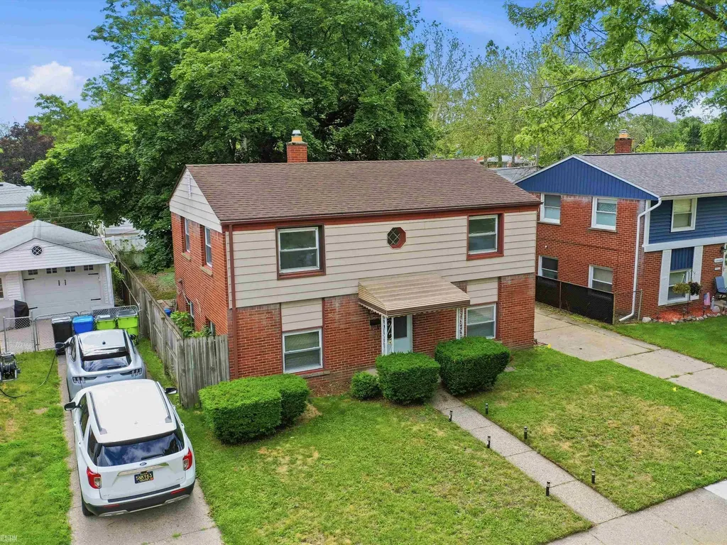 28678 Hales Street Madison Heights City MI 48071