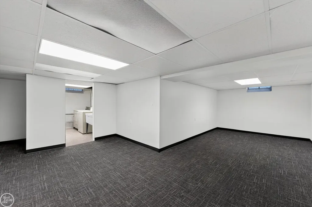 699 N Esplanade Street Mt. Clemens City MI 48043