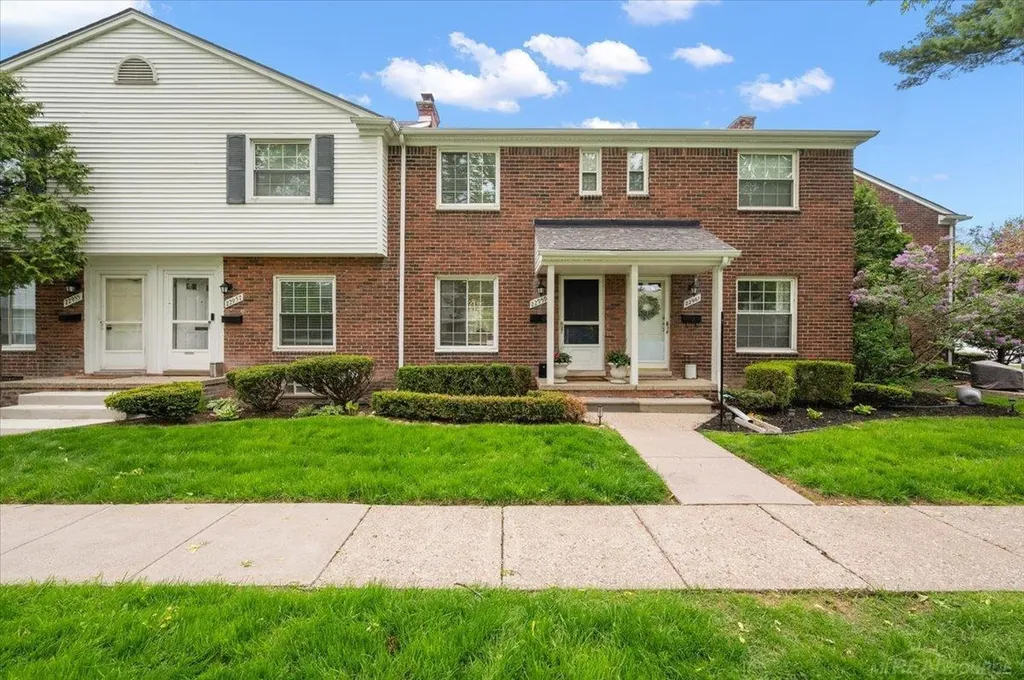 22959 Gary Lane St. Clair Shores City MI 48080