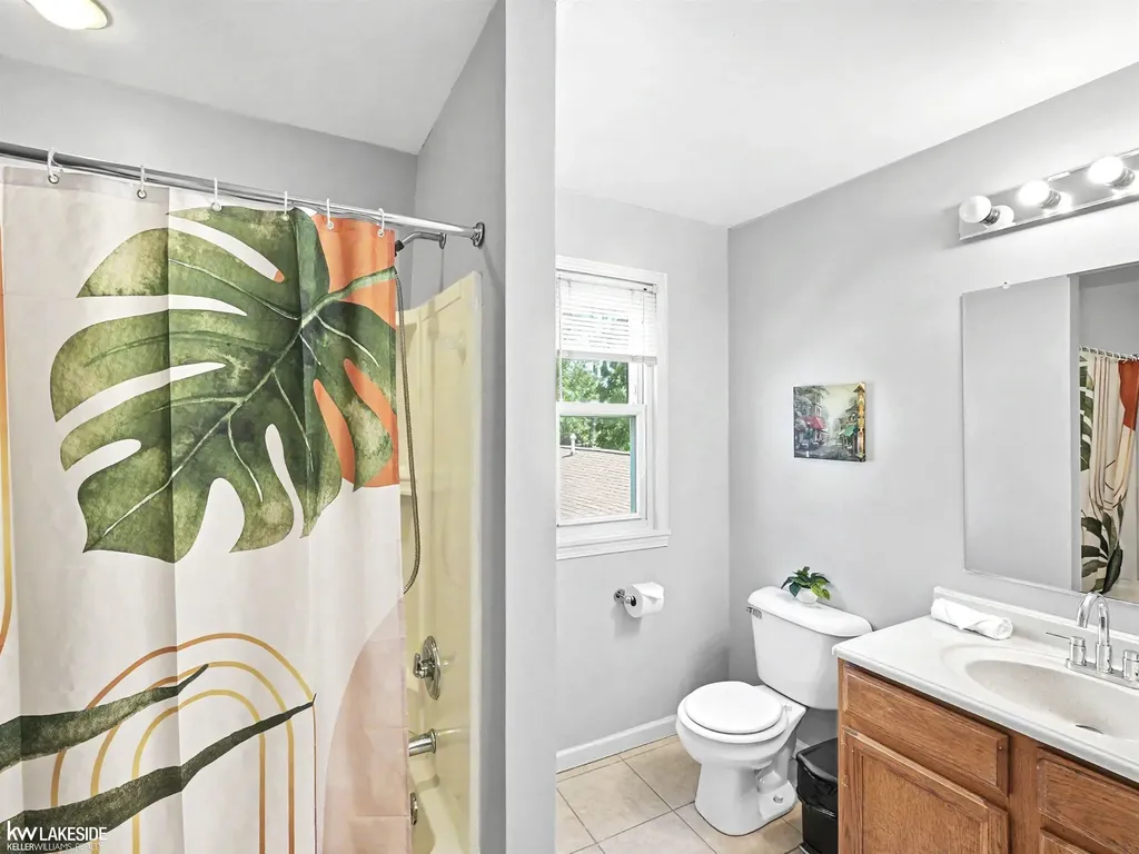 2747 Southlawn Street Ypsilanti Charter Township MI 48197