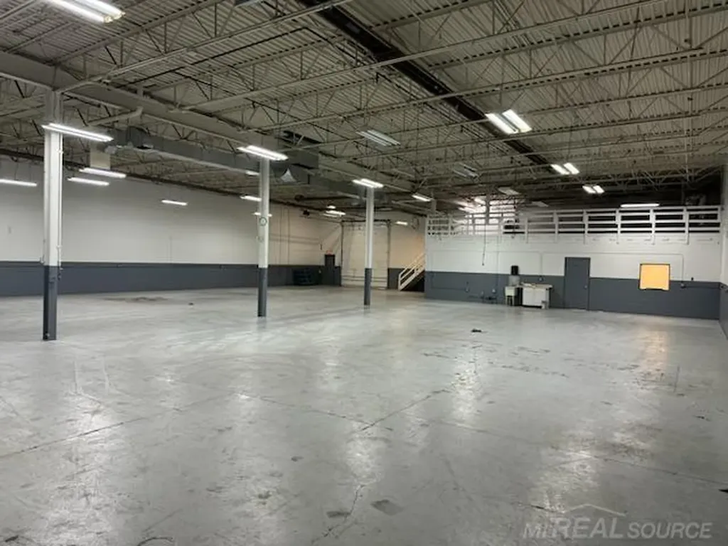 18321 Mike C Court Fraser City MI 48026