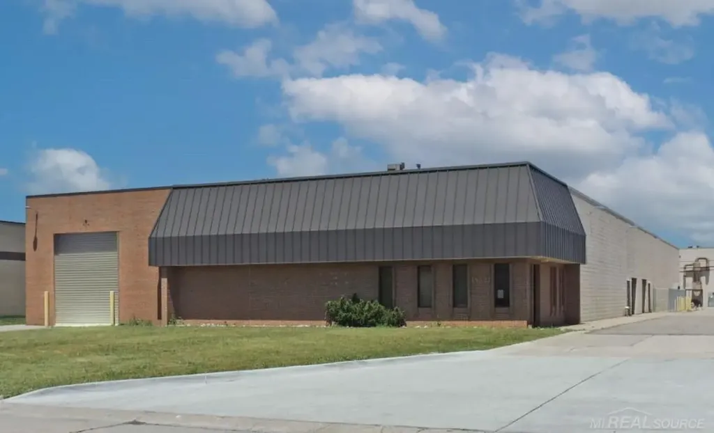 18321 Mike C Court Fraser City MI 48026