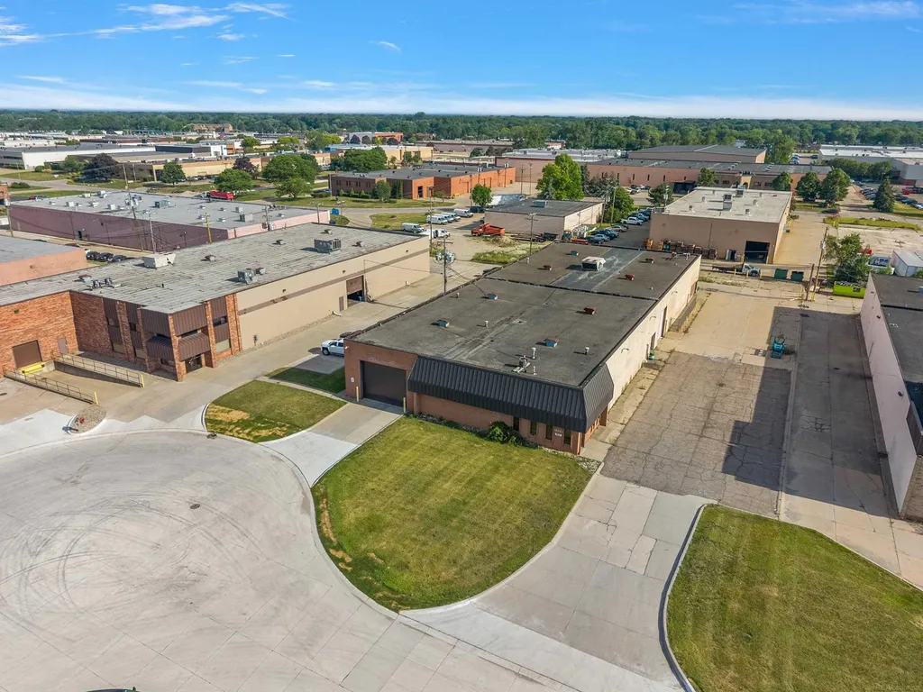 18321 Mike C Court Fraser City MI 48026