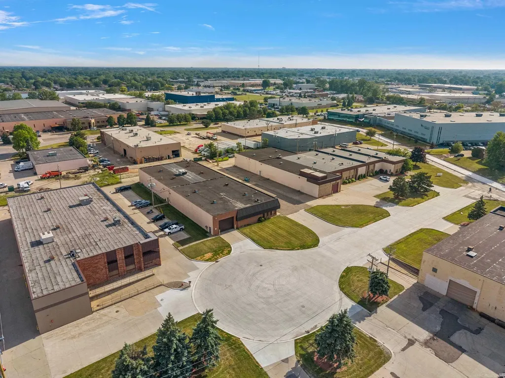 18321 Mike C Court Fraser City MI 48026
