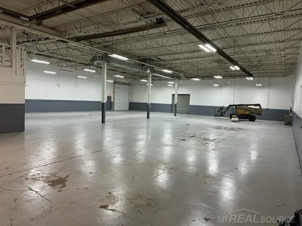 18321 Mike C Court Fraser City MI 48026