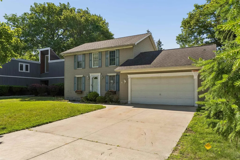 1816 S Woodland Drive Port Huron City MI 48060