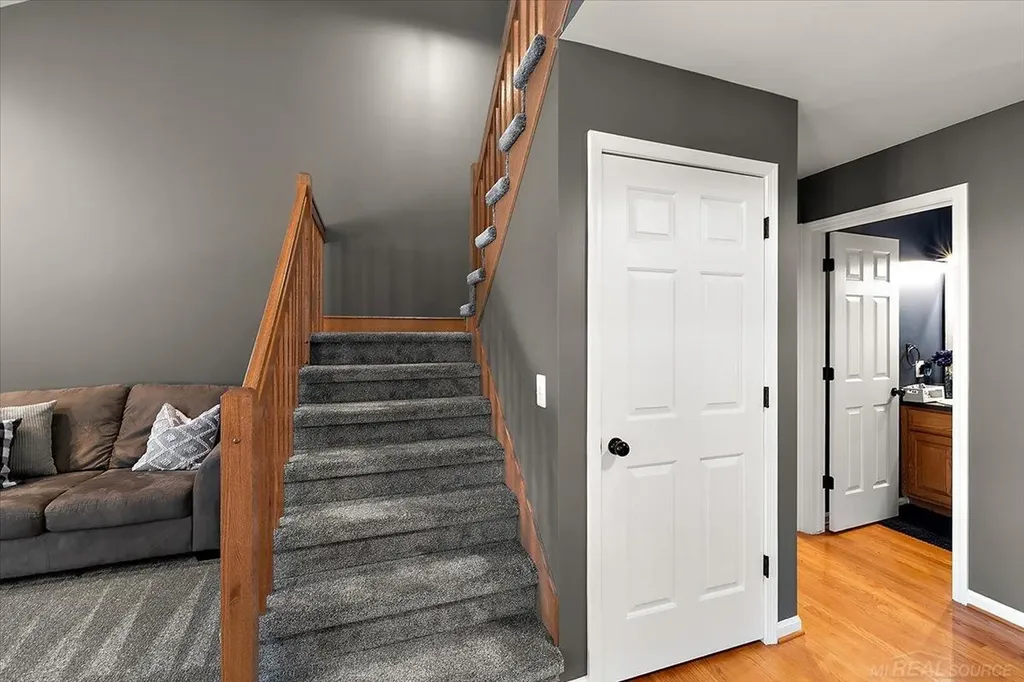 46856 Jewel Drive Macomb Township MI 48044