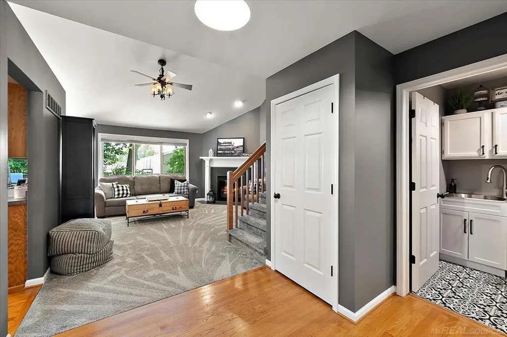 46856 Jewel Drive Macomb Township MI 48044