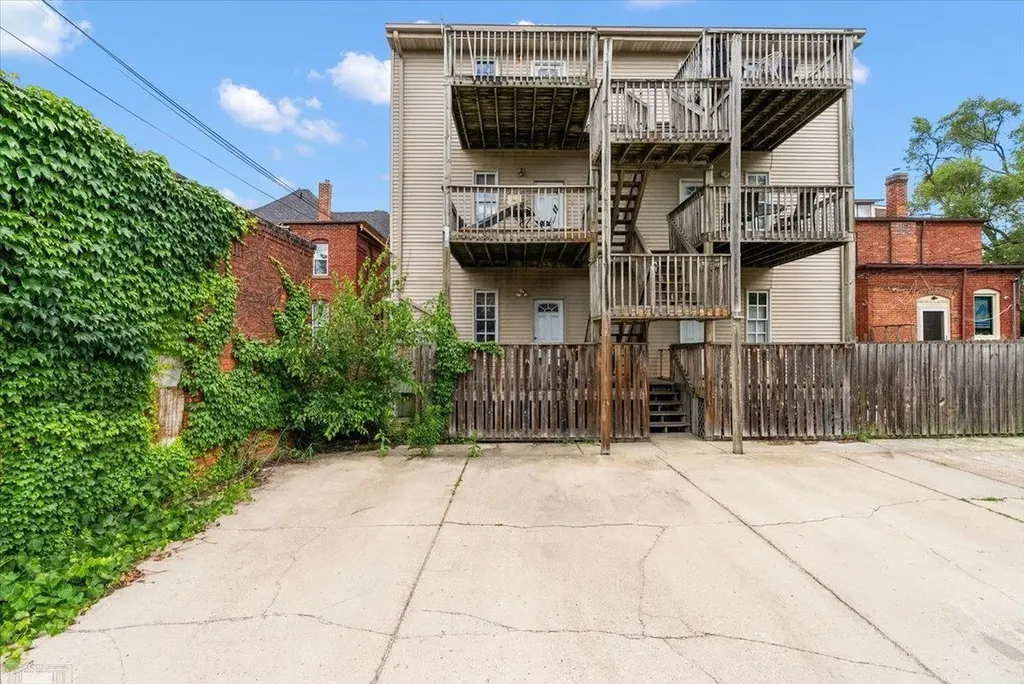 3933 Trumbull Street Detroit City MI 48208