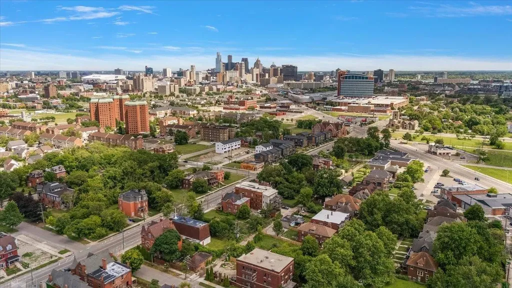 3933 Trumbull Street Detroit City MI 48208