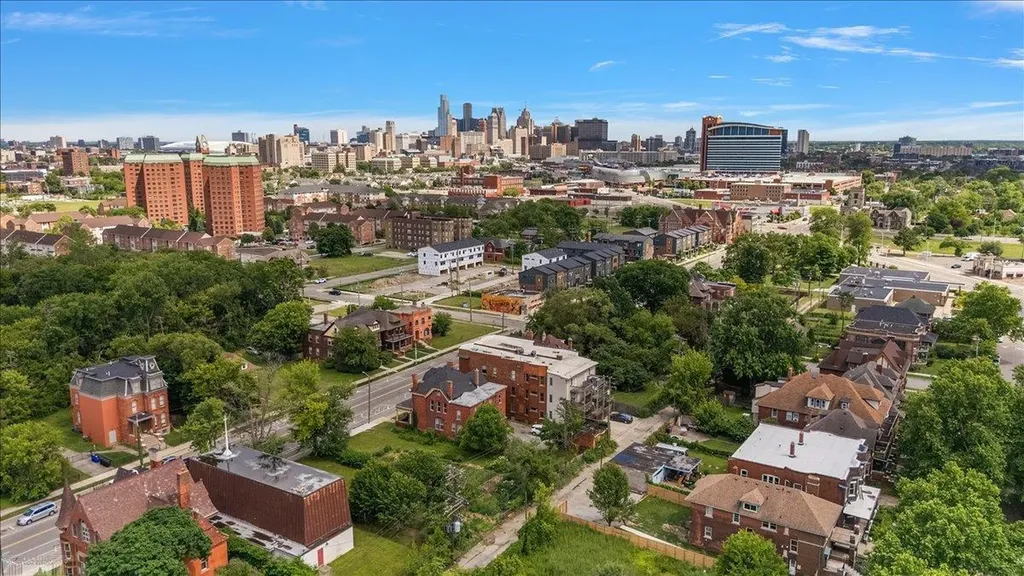 3933 Trumbull Street Detroit City MI 48208