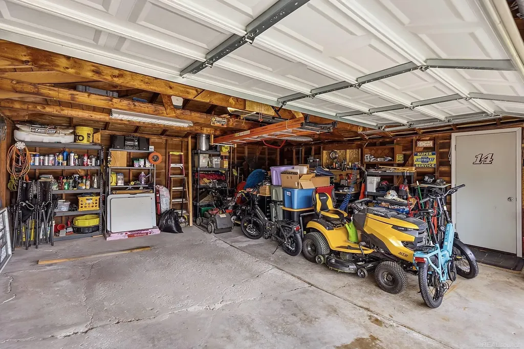 68435 Oak Street Richmond City MI 48062