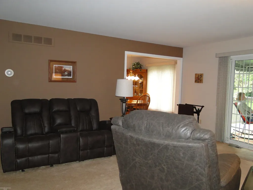 37343 Stonegate Circle Clinton Charter Township MI 48036