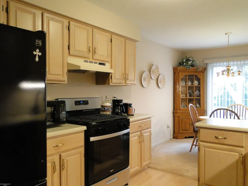 37343 Stonegate Circle Clinton Charter Township MI 48036