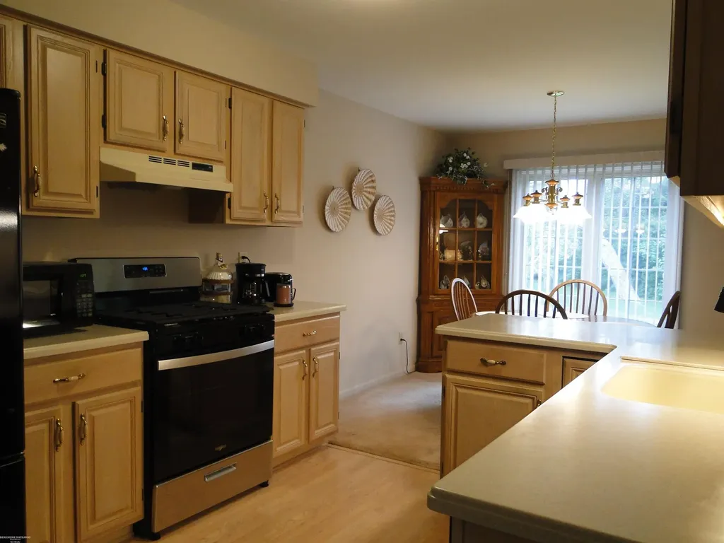 37343 Stonegate Circle Clinton Charter Township MI 48036