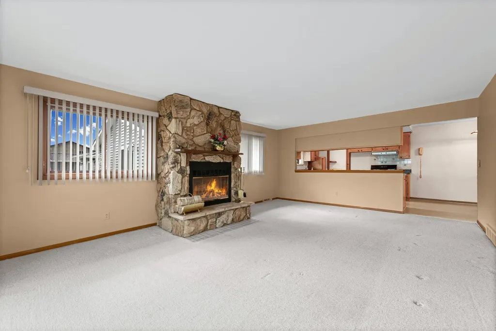 35758 Bal Clair Street New Baltimore City MI 48047