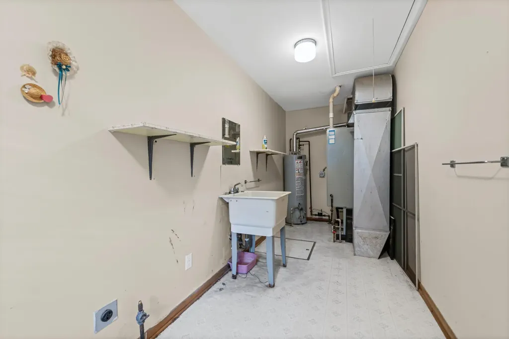 35758 Bal Clair Street New Baltimore City MI 48047