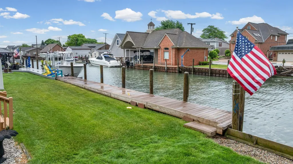 35758 Bal Clair Street New Baltimore City MI 48047