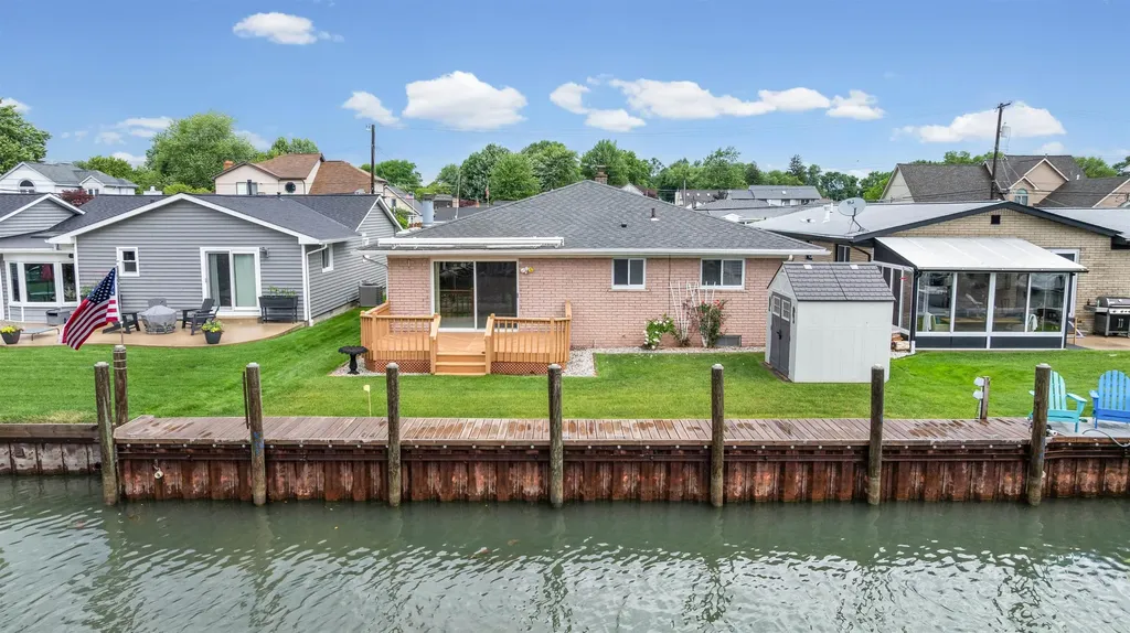 35758 Bal Clair Street New Baltimore City MI 48047