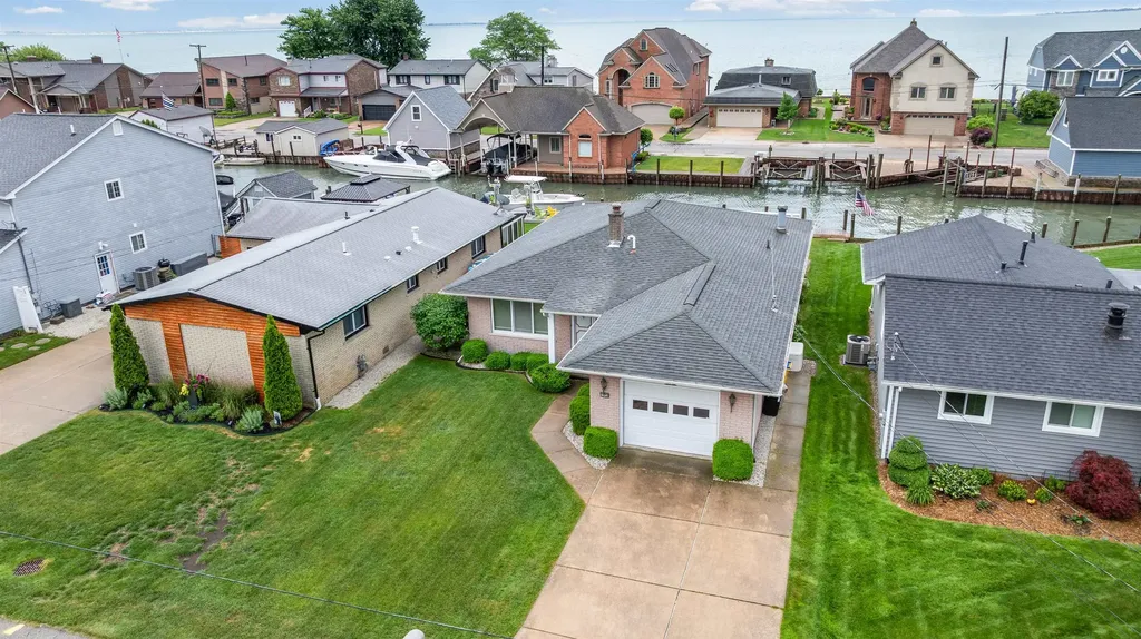 35758 Bal Clair Street New Baltimore City MI 48047