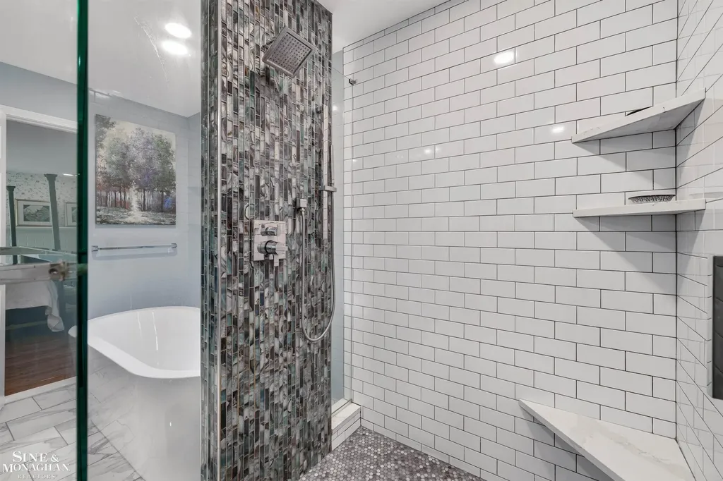 725 Fisher Road Grosse Pointe City MI 48230