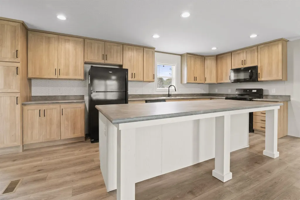 4087 Sunset Maple Drive Brown City City MI 48416