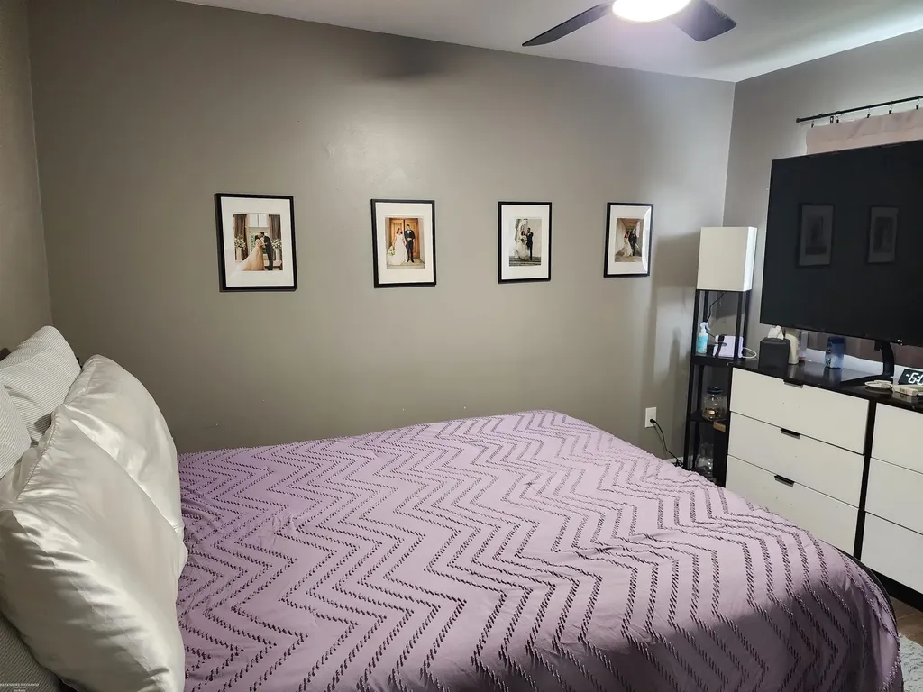 26058 Lamour Street Harrison Charter Township MI 48045