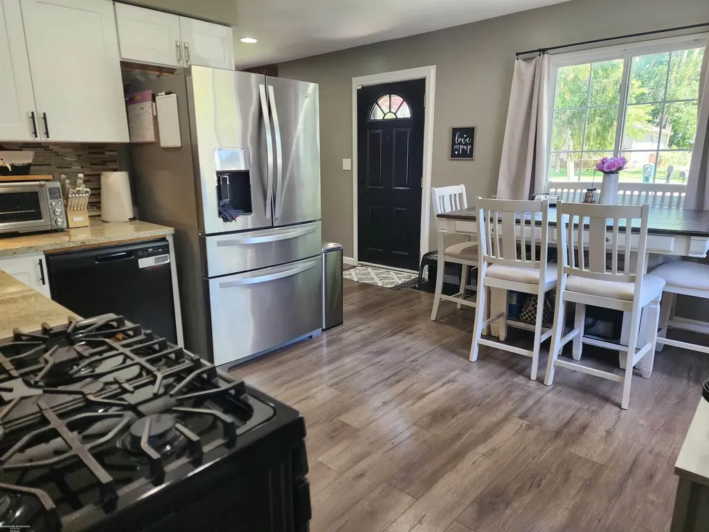 26058 Lamour Street Harrison Charter Township MI 48045