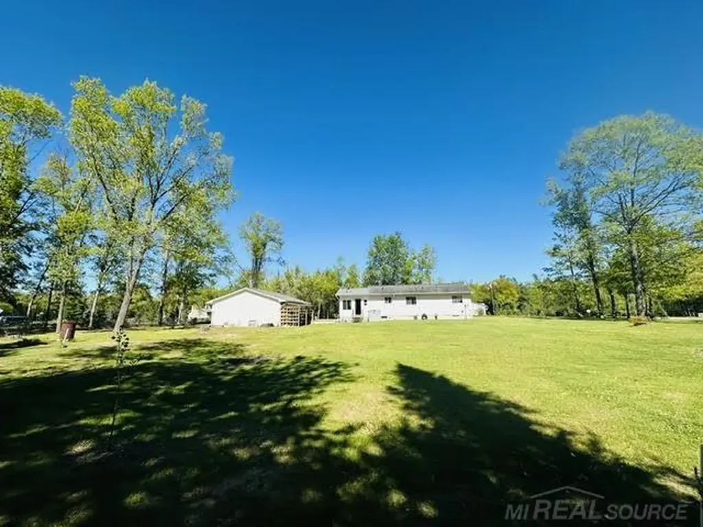 17900 Iroquois Drive Hillman Township MI 49707
