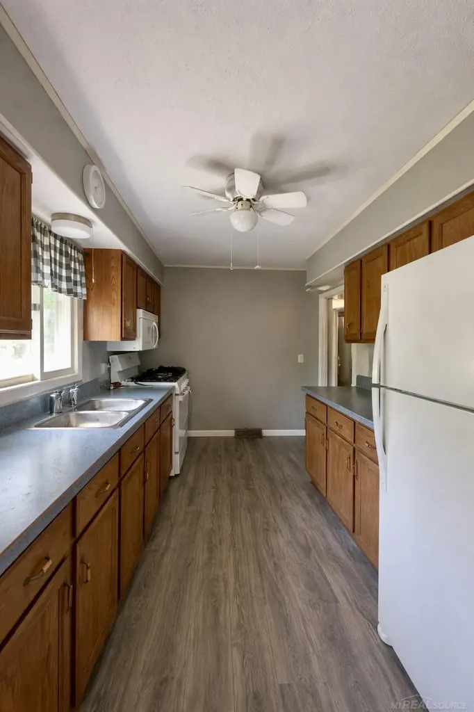 17900 Iroquois Drive Hillman Township MI 49707