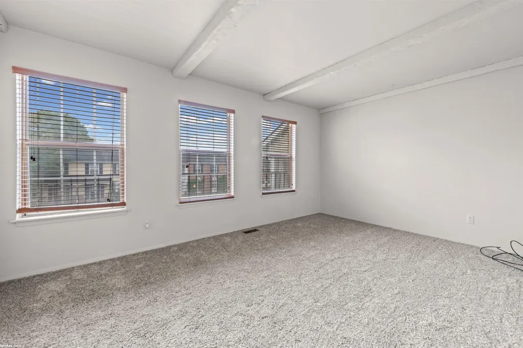 37578 Charter Oa Boulevard Clinton Charter Township MI 48036