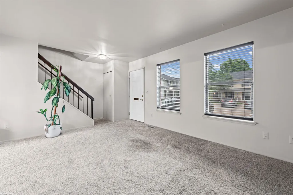 37578 Charter Oa Boulevard Clinton Charter Township MI 48036