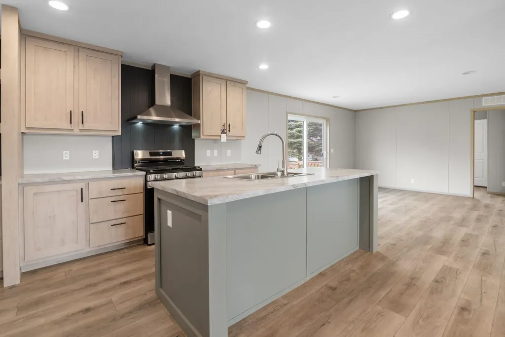 7197 Mapleview Circle Brown City City MI 48416
