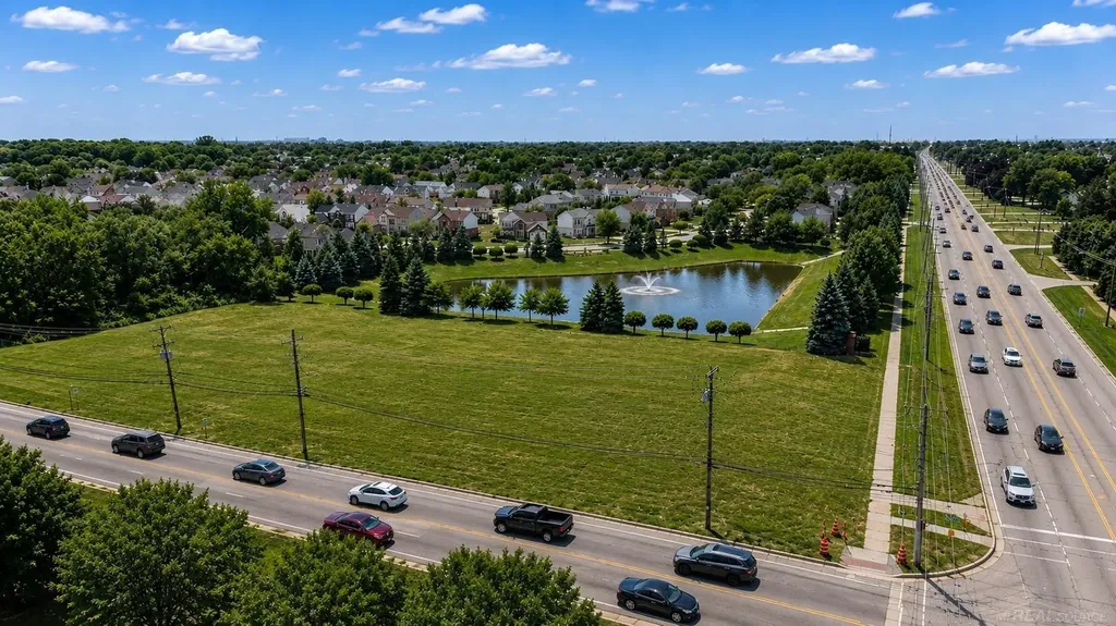 15170 15 Mile Road Sterling Heights City MI 48312