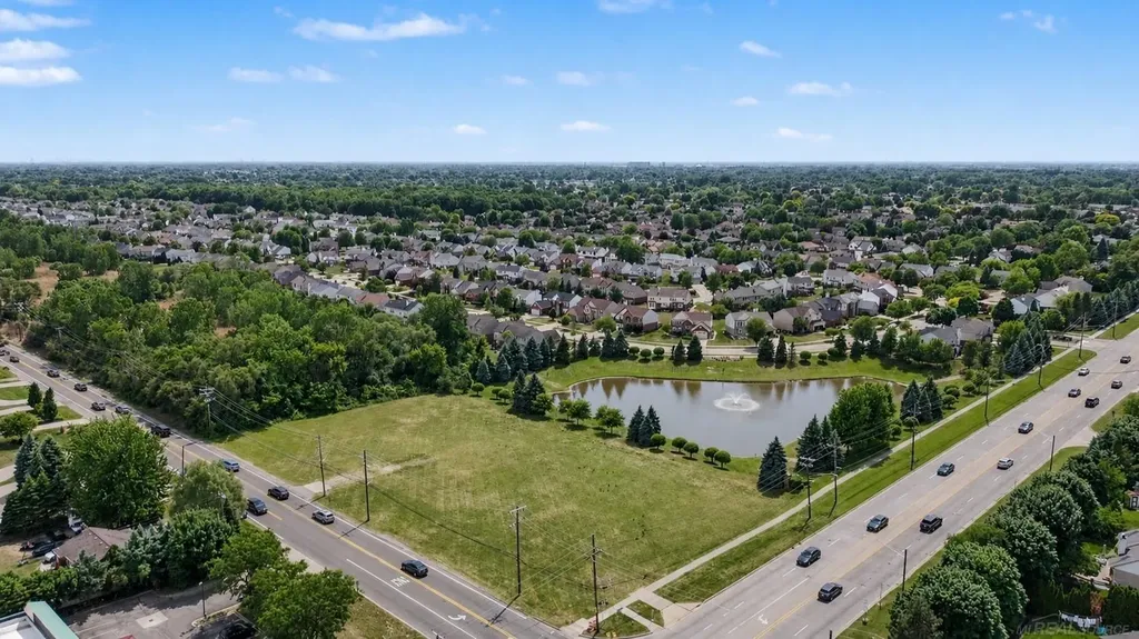 15170 15 Mile Road Sterling Heights City MI 48312