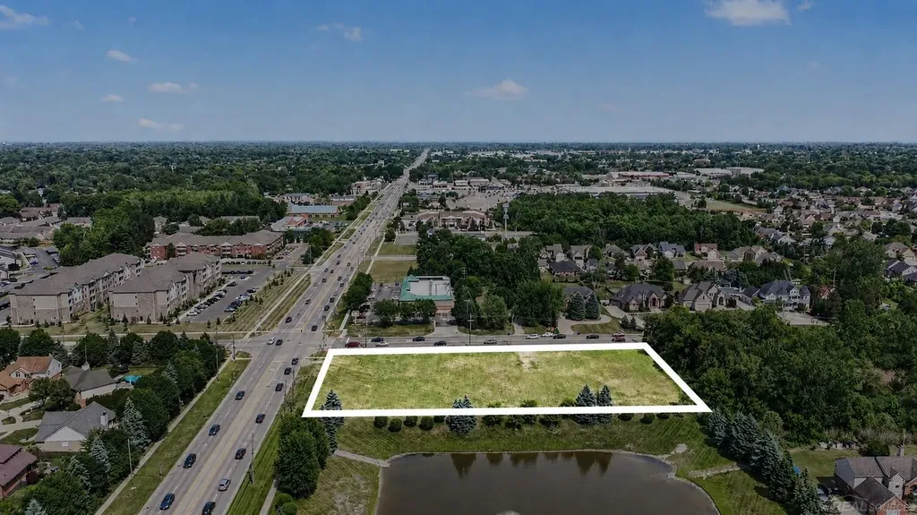 15170 15 Mile Road Sterling Heights City MI 48312